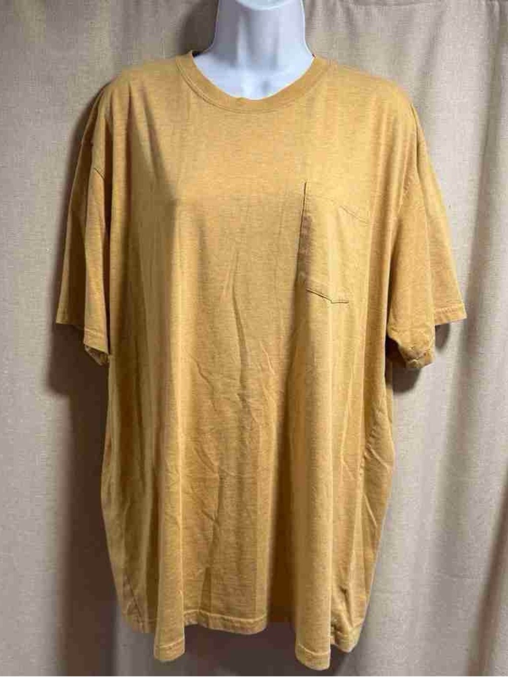 Classic Pocket Crewneck T-Shirt in Mustard